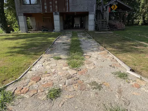 Exterior - 201 Thomas St, Birch Tree, MO 65438 photo 16 of 17