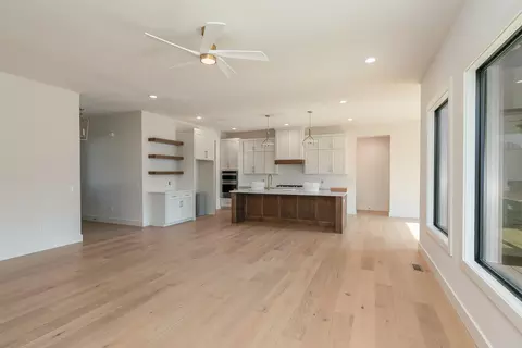Living - 2016 N Silver Charm Ave, Springfield, MO 65802 photo 3 of 4