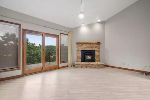 Living - 348 Sunset Cove Ln #434, Branson, MO 65616 photo 1 of 9