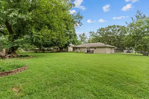 2607 E Cragmont St, Springfield, MO 65804 photo 23