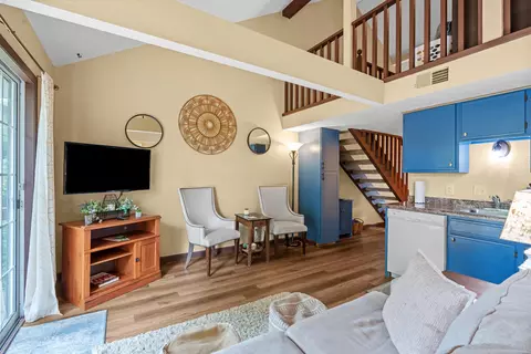 Living - 6 Memory Ln #8, Branson, MO 65616 photo 3 of 3