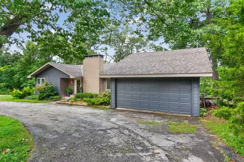 Exterior - 4655 S Lakehill Ave, Springfield, MO 65804 photo 3 of 9