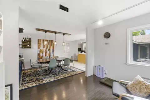 Dining - 4655 S Lakehill Ave, Springfield, MO 65804 photo 3 of 3