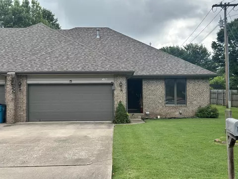 3494 S Doris Ave, Springfield, MO 65807 photo 1