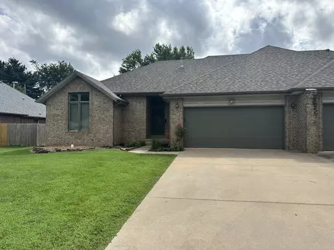 Exterior - 3492 S Doris Ave, Springfield, MO 65807 photo 1 of 2