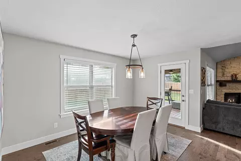 Dining - 4639 Florence Ave, Ozark, MO 65721 photo 2 of 2