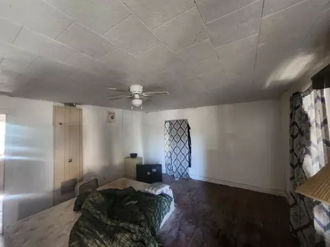 Bedroom - 304 Bryan St, Houston, MO 65483 photo 2 of 2