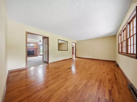 2411 S Mayfair Ave, Springfield, MO 65804 photo 9