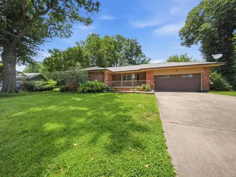 2411 S Mayfair Ave, Springfield, MO 65804 photo 5