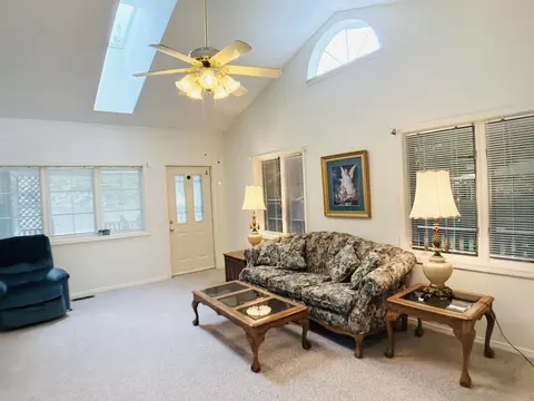 2049 S Brighton Dr, Springfield, MO 65804 photo 16