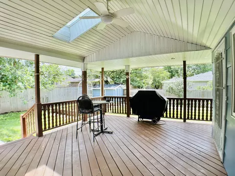 2049 S Brighton Dr, Springfield, MO 65804 photo 18