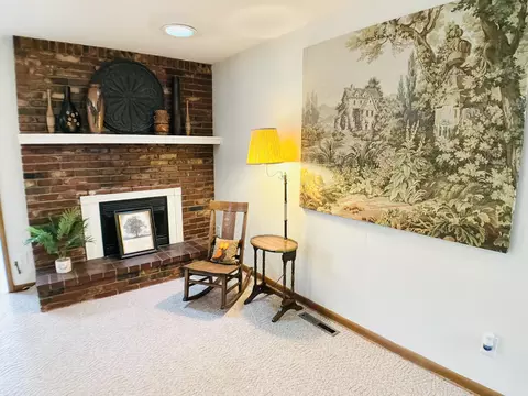 2049 S Brighton Dr, Springfield, MO 65804 photo 11