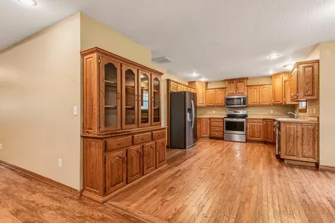 Other - 3263 N Dickerson Ave, Springfield, MO 65803 photo 4 of 6