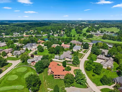 View/Area - 3936 E Glen Abbey Dr, Springfield, MO 65809 photo 3 of 10