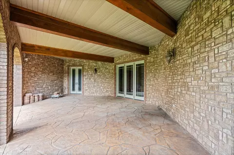 Exterior - 3936 E Glen Abbey Dr, Springfield, MO 65809 photo 22 of 29