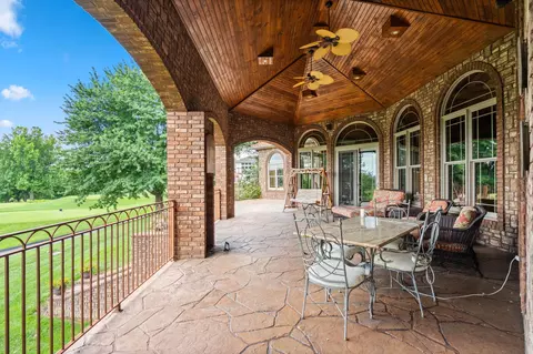 Exterior - 3936 E Glen Abbey Dr, Springfield, MO 65809 photo 14 of 29