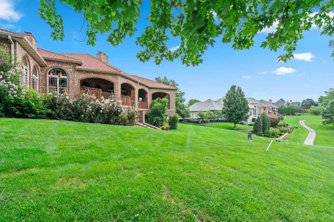 Exterior - 3936 E Glen Abbey Dr, Springfield, MO 65809 photo 23 of 29
