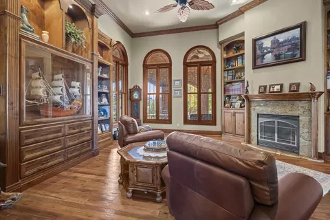 Living - 3936 E Glen Abbey Dr, Springfield, MO 65809 photo 2 of 6