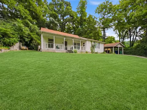 502 Myrtle Ave, Crane, MO 65633 photo 3