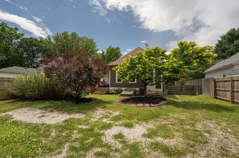 Exterior - 626 S Market Ave, Springfield, MO 65806 photo 6 of 8