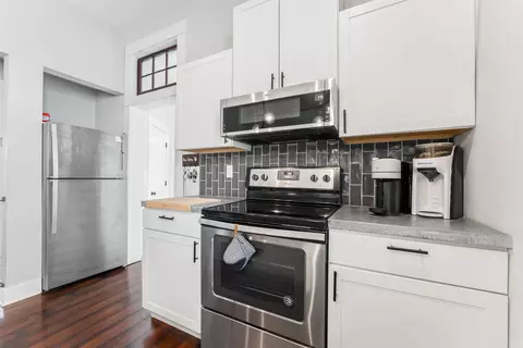 Kitchen - 626 S Market Ave, Springfield, MO 65806 photo 4 of 4