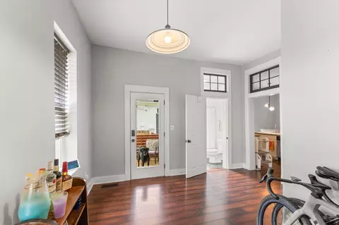 Entry Way - 626 S Market Ave, Springfield, MO 65806 photo 4 of 4