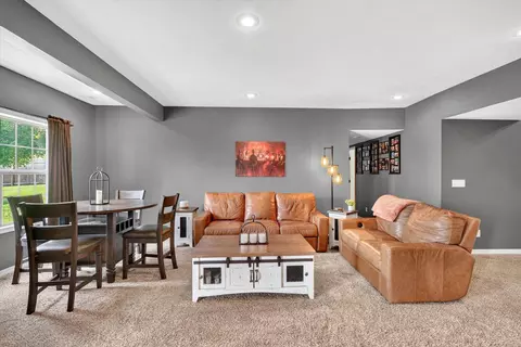Living - 1007 E Highview Dr, Ozark, MO 65721 photo 4 of 5