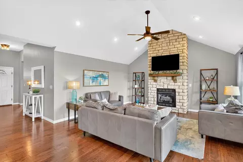 Other - 1007 E Highview Dr, Ozark, MO 65721 photo 1 of 16