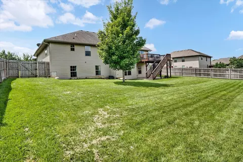Exterior - 1007 E Highview Dr, Ozark, MO 65721 photo 7 of 9
