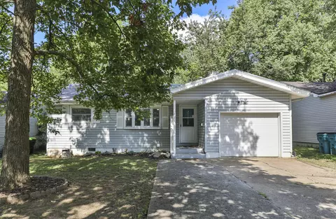 821 N Forest Ave, Springfield, MO 65802