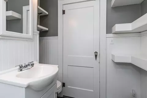 Bath - 1614 E Commercial St, Springfield, MO 65803 photo 3 of 3