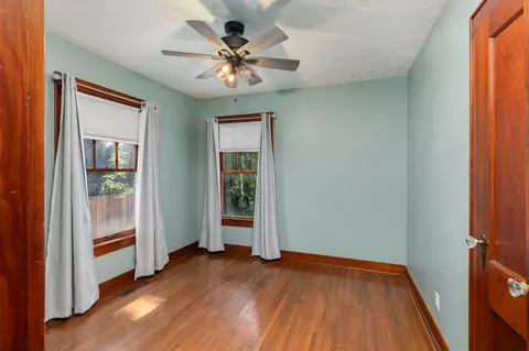 Bedroom - 1614 E Commercial St, Springfield, MO 65803 photo 3 of 4