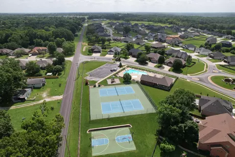 View/Area - 1539 W Gaslight Dr, Springfield, MO 65810 photo 4 of 4