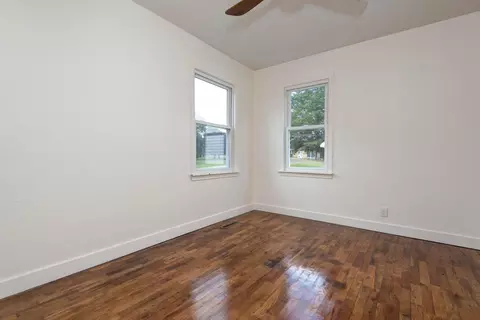 Bedroom - 209 W State St, Nixa, MO 65714 photo 3 of 3