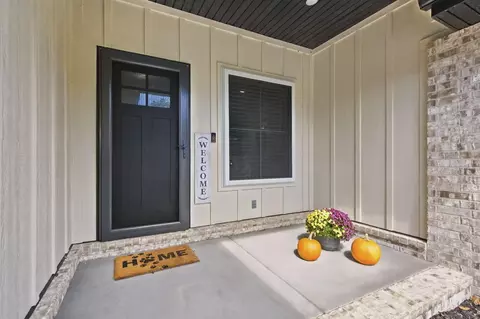 Exterior - 385 Plumtree Dr, Ozark, MO 65721 photo 3 of 13