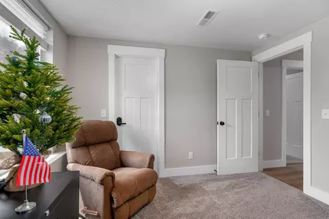 Bedroom - 385 Plumtree Dr, Ozark, MO 65721 photo 5 of 5