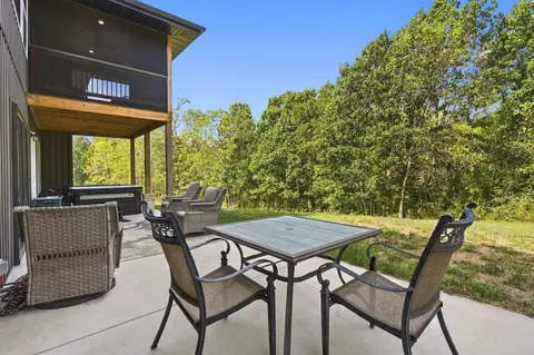 Exterior - 385 Plumtree Dr, Ozark, MO 65721 photo 6 of 13
