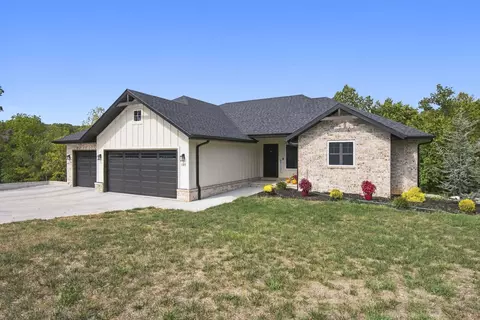 Exterior - 385 Plumtree Dr, Ozark, MO 65721 photo 2 of 13