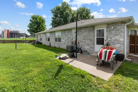 Exterior - 675 S 677 S Curtis St, Nixa, MO 65714 photo 4 of 5