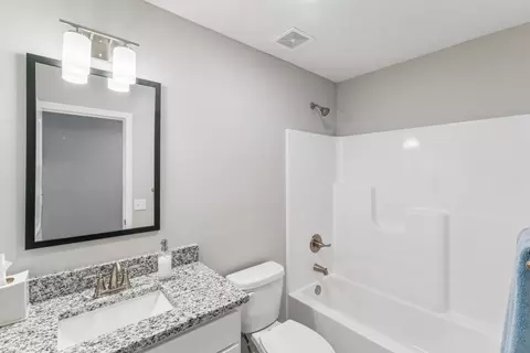 Bath - 1423 E Macon St, Republic, MO 65738 photo 2 of 2