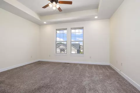 Bedroom - 2086 Bull Run Rd, Ozark, MO 65721 photo 1 of 4