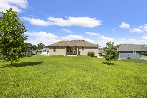 Exterior - 2086 Bull Run Rd, Ozark, MO 65721 photo 4 of 5