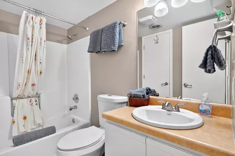Bath - 14 Sinatra Ct UNIT 5, Branson West, MO 65737 photo 1 of 1