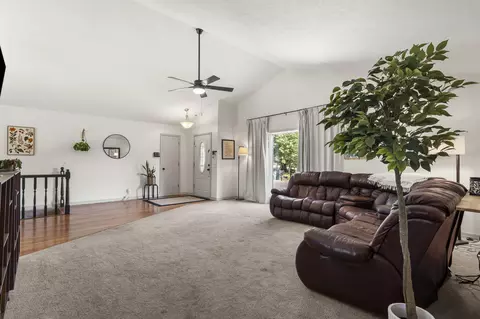 Entry Way - 299 Sunny Brook Dr, Branson, MO 65616 photo 1 of 2