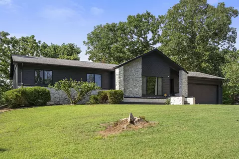 Exterior - 299 Sunny Brook Dr, Branson, MO 65616 photo 4 of 13