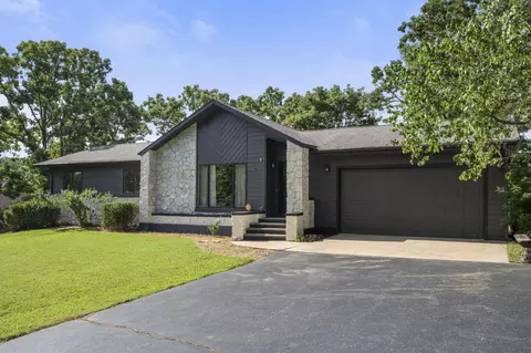 Exterior - 299 Sunny Brook Dr, Branson, MO 65616 photo 3 of 13