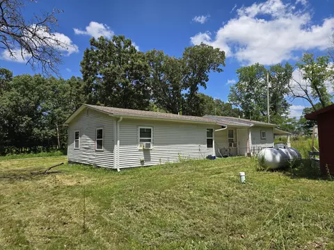 Exterior - 22 Thomasville Rd, Buffalo, MO 65622 photo 4 of 6