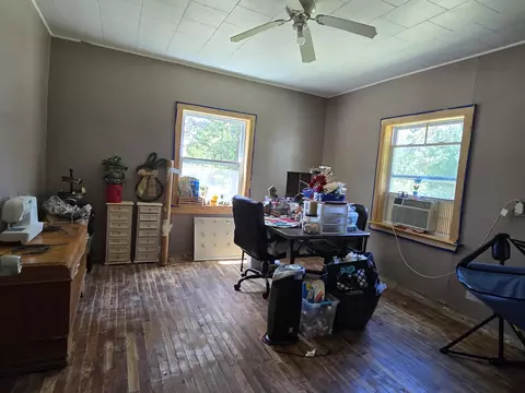 Bedroom - 22 Thomasville Rd, Buffalo, MO 65622 photo 3 of 5