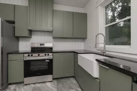 Kitchen - 601 W Madison St, Buffalo, MO 65622 photo 2 of 3
