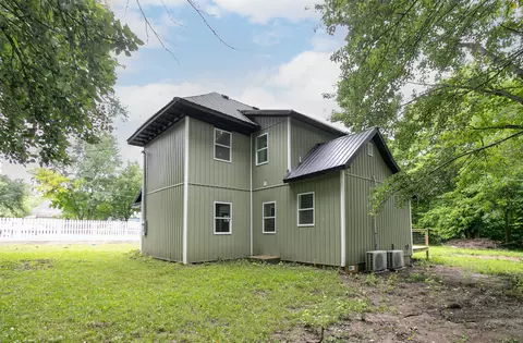Exterior - 601 W Madison St, Buffalo, MO 65622 photo 6 of 6